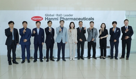 최원용 평택시장, 한미약품 평택 바이오 플랜트 방문