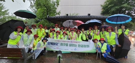 북세종 전문봉사단, 빗속에서도 침수 예방 '구슬땀'