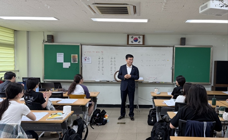 윤건영 충북교육감 “방학은 쉬는 시간이 아닌 성장의 시간”