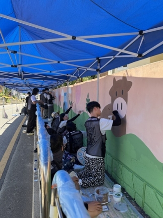 국립한밭대 학생들, 보령 천북면 하궁길 일원에서 벽화그리기 봉사