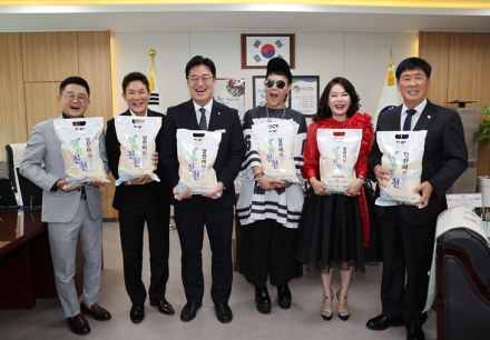 진천군, 지역 알릴 ‘트로트 스타 4인방’ 명예대사 위촉