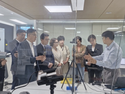 천안시의회 복지문화위, AI꿈키움터 현장 점검