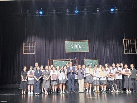 “내 모습 그대로 빛났다”…충북교육문화원 예술영재 20명, 연극으로 수료