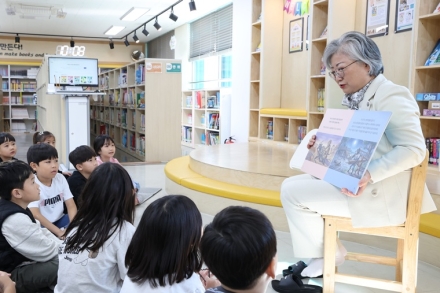 강미애 세종교육감, 초등학생들에게 직접 ‘청렴 동화’ 들려줘