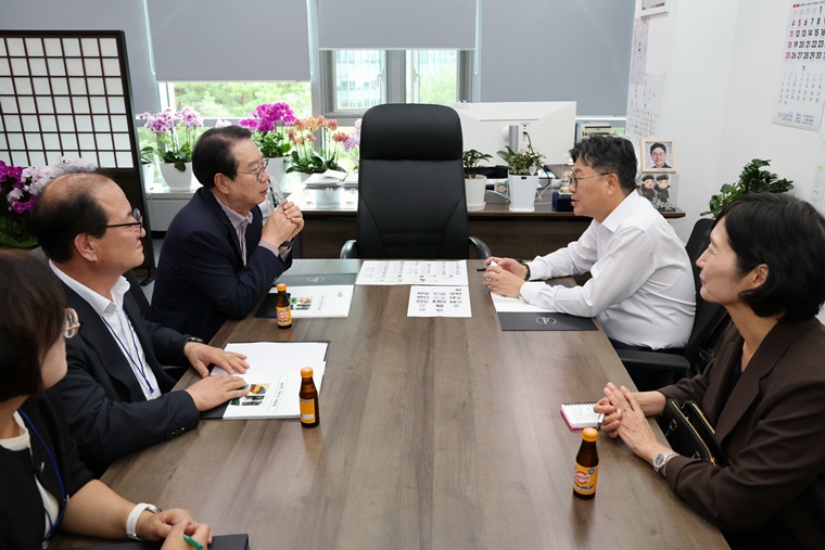 송인헌 괴산군수, 기획예산처 찾아 현안 사업 국비 지원 요청