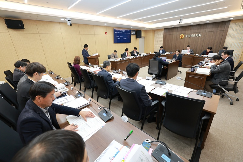 20251105- 제430회 정례회 건설환경소방위원회 행정사무감사(재난안전실) (4).JPG