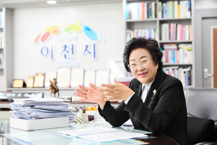 [신년사]김경희 시장 “미래산업과 삶의 질, 두 축 모두 잡겠다”