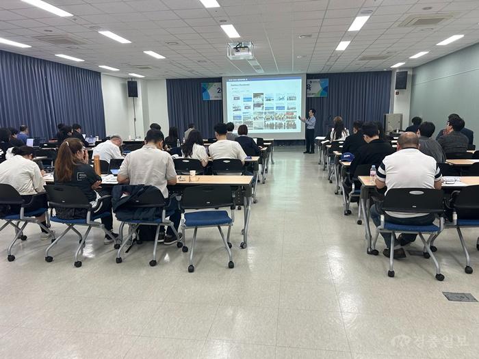 충주시, ‘AI 시대’ 수출 경쟁력 강화… 중소기업 해외 진출 돕는다