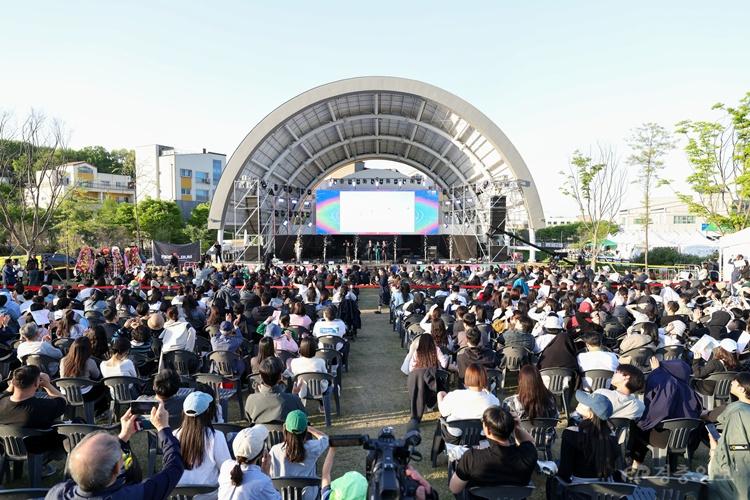 제40회 이천도자기축제 성료