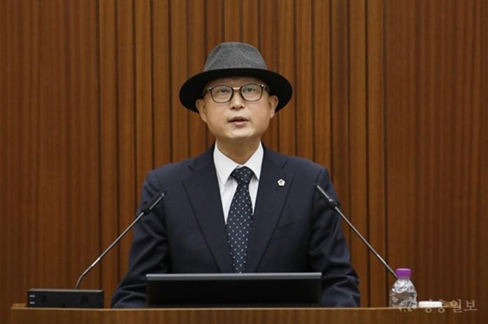 세종시의회 5대 전반기 의장에 안신일 의원 내정
