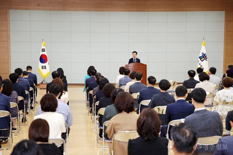 윤건영 교육감 "교육의 본질로 충북교육 2기 열겠다"
