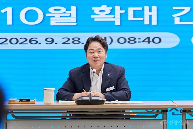 1. 오세현 아산시장 “공무원 교육, 시대 변화 맞춰 달라져야”(1).jpg