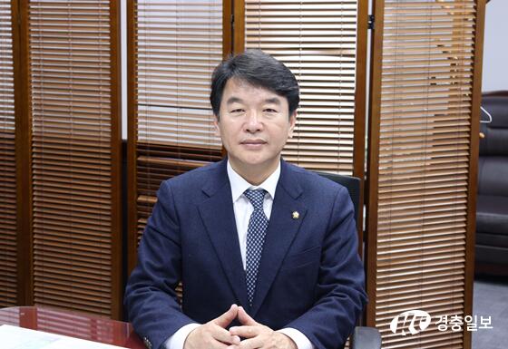 문진석 후보 , ‘ 더 큰 미래 , 확실한 변화 !’ 제 3 호 경제 · 일자리 공약 발표