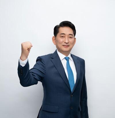더불어민주당 지역위원회“박덕흠후보는 군민 검증에 당당하게 임하라”