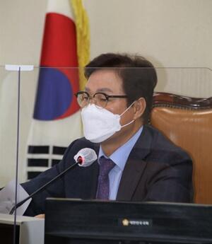 박완수 의원, 문재인 대통령 임기만료 시점 2022년 5월 9일 24시